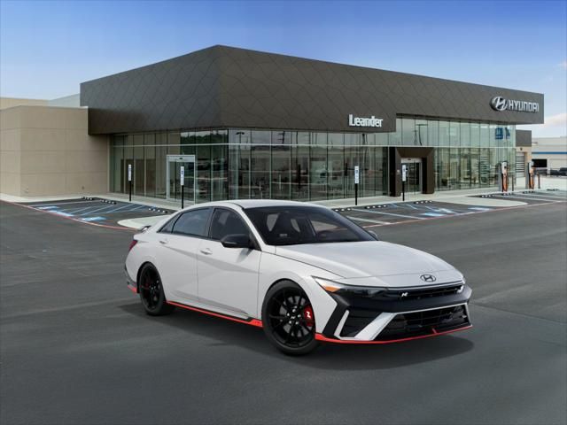 2025 Hyundai Elantra Base 2