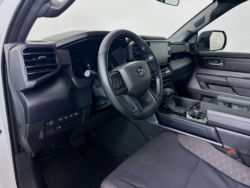Thumbnail: 2025 Toyota Tundra - 9