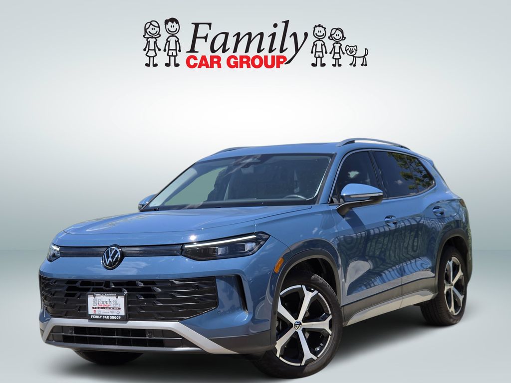 Monterey Blue Pearl 2026 Volkswagen Tiguan SUV / Crossover Front-Wheel Drive 8-Speed Automatic