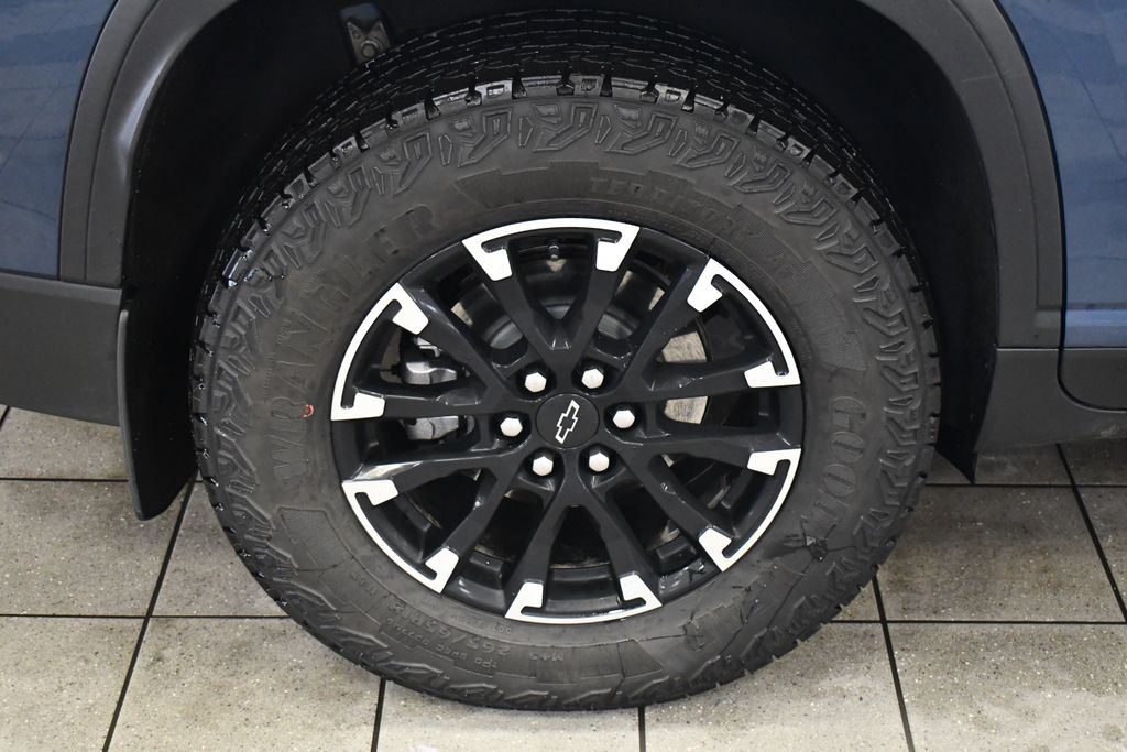 Thumbnail: 2025 Chevrolet Traverse - 11