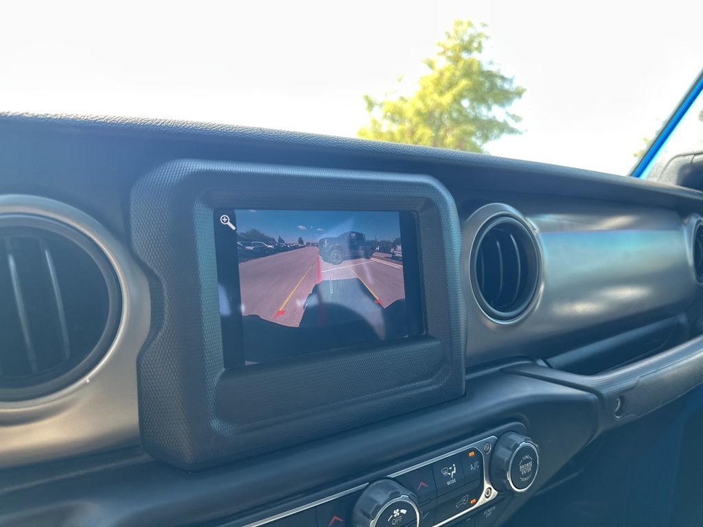 Used Car 2021 Jeep Gladiator  Sport For Sale Under $35,000 In Austin, Texas