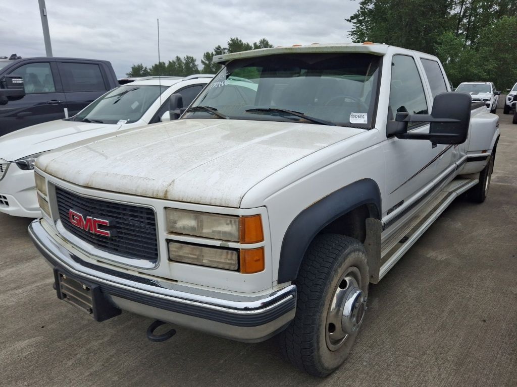 White 1997 GMC Sierra 3500 4 Dr K3500 SLE 4WD Crew Cab LB Pickup Truck Four-Wheel Drive 4-Speed Automatic Overdrive