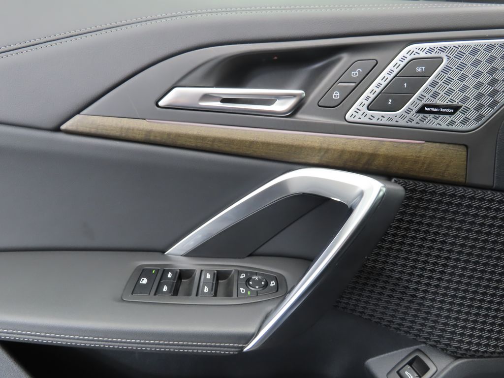 Thumbnail: 2025 BMW X1 - 23