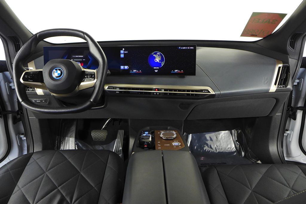 Thumbnail: 2023 BMW iX - 24