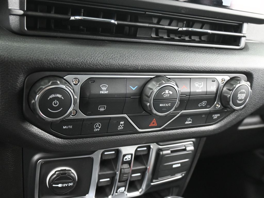 New 2026 Anvil Clear Coat Jeep Sport image 18