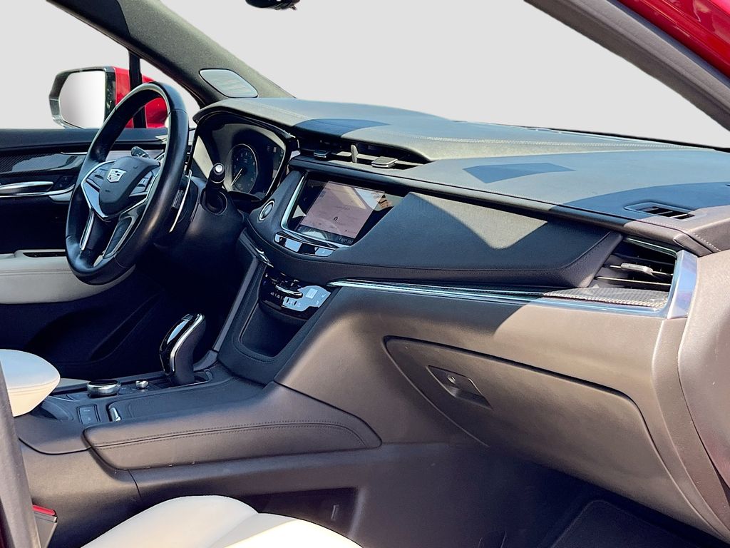 Used 2022 Red Cadillac Sport image 31