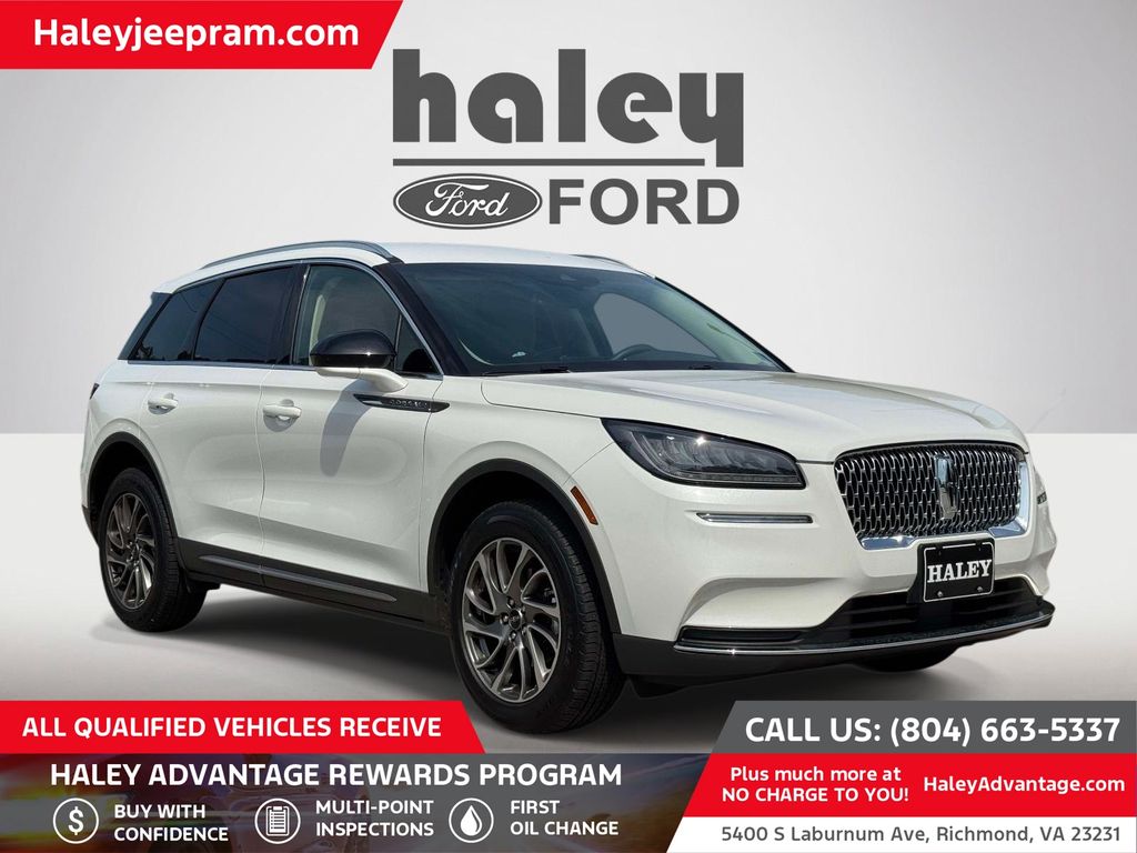 White Metallic 2022 Lincoln Corsair SUV / Crossover Front-Wheel Drive 8-Speed Automatic