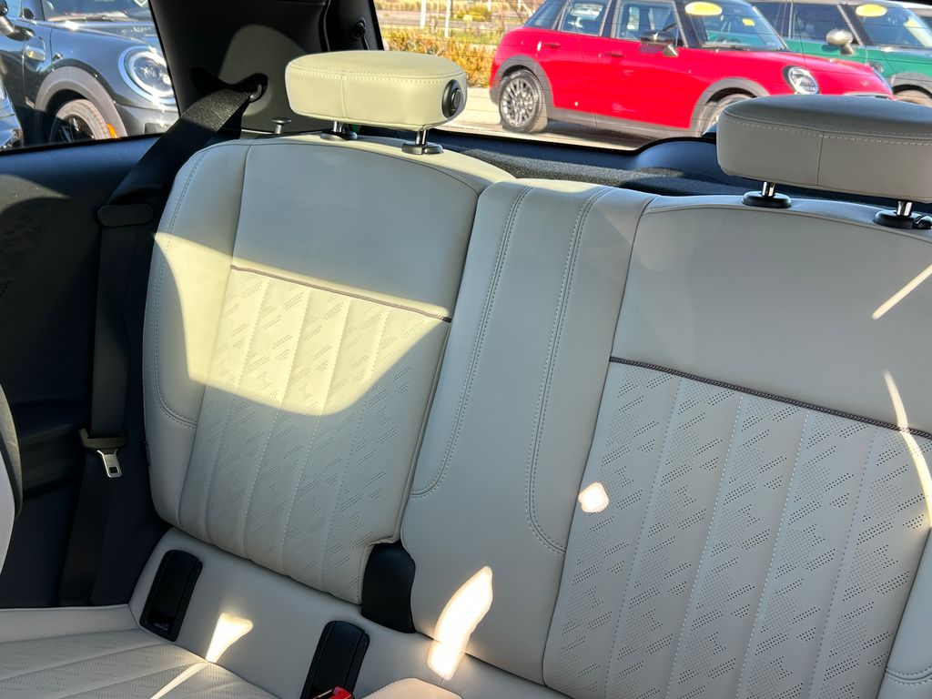 Thumbnail: 2025 MINI Cooper - 29