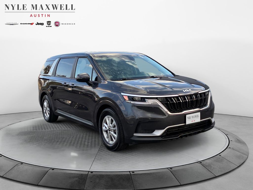 Used Car 2024 Kia Carnival  Lx For Sale Under $30,000 In Austin, Texas