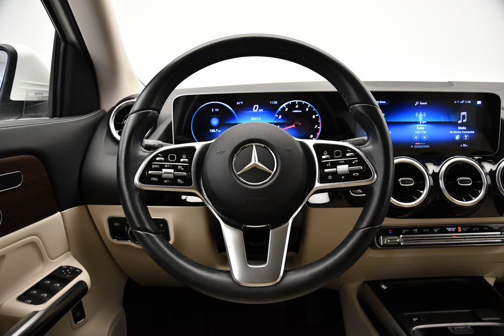 2021 Mercedes-Benz GLA 250 4MATIC 21