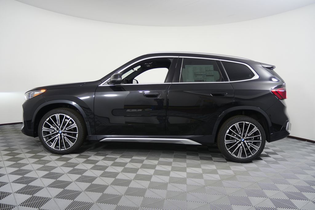 Thumbnail: 2025 BMW X1 - 6