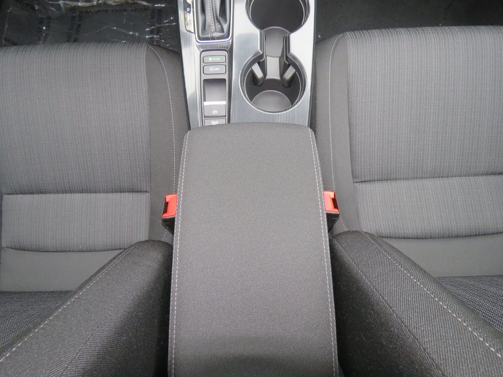 2025 Honda Civic LX 18