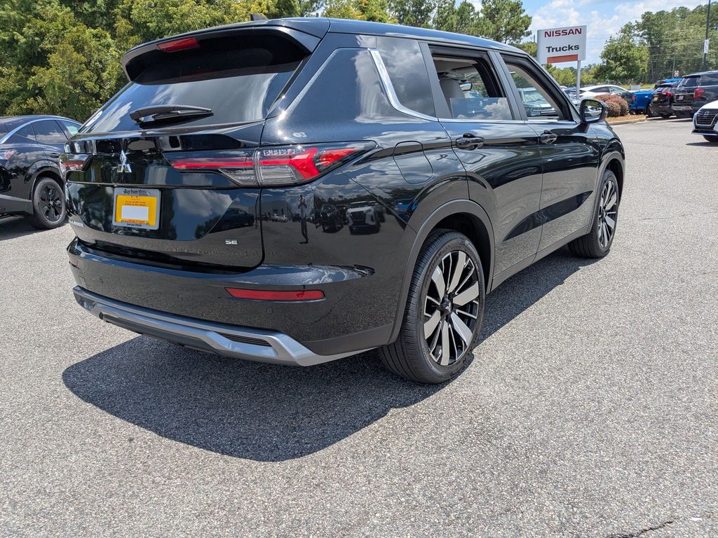 New 2025 Mitsubishi Outlander SUV