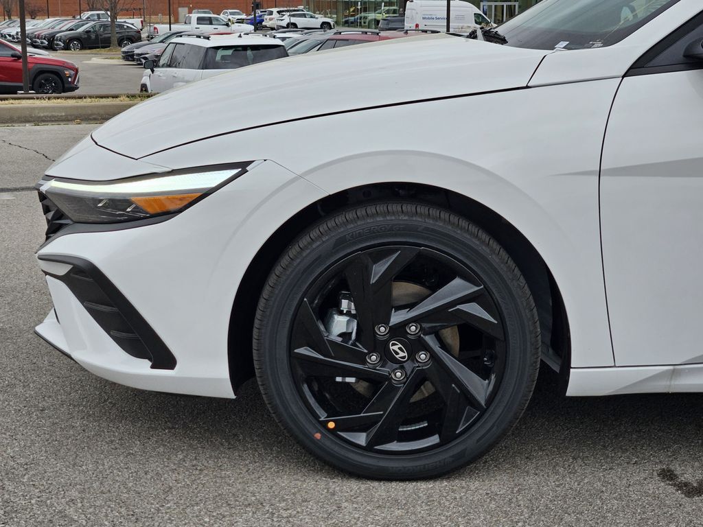 2026 Hyundai Elantra Hybrid