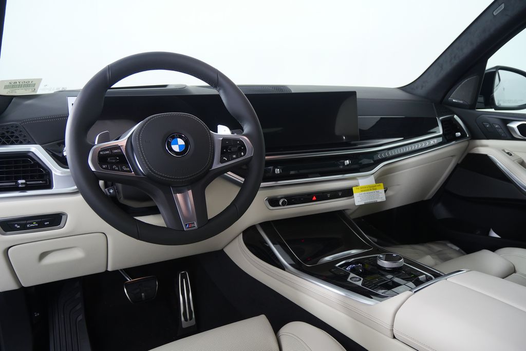 Thumbnail: 2026 BMW X7 - 20