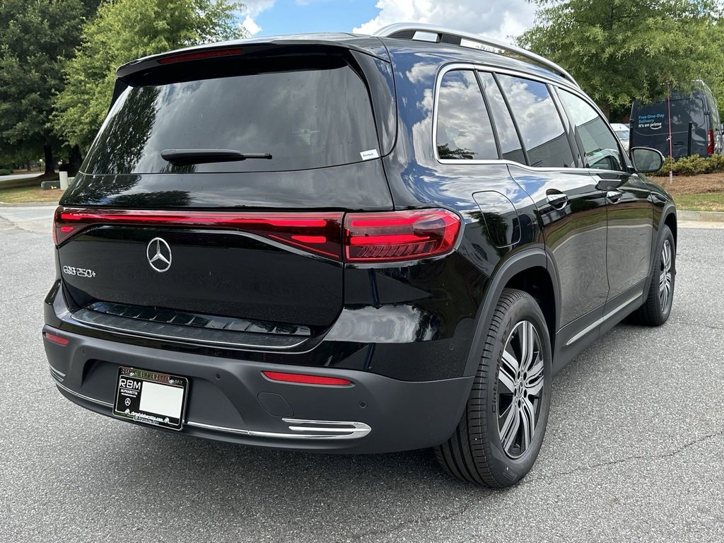 2024 Mercedes-Benz EQB 250+ 8