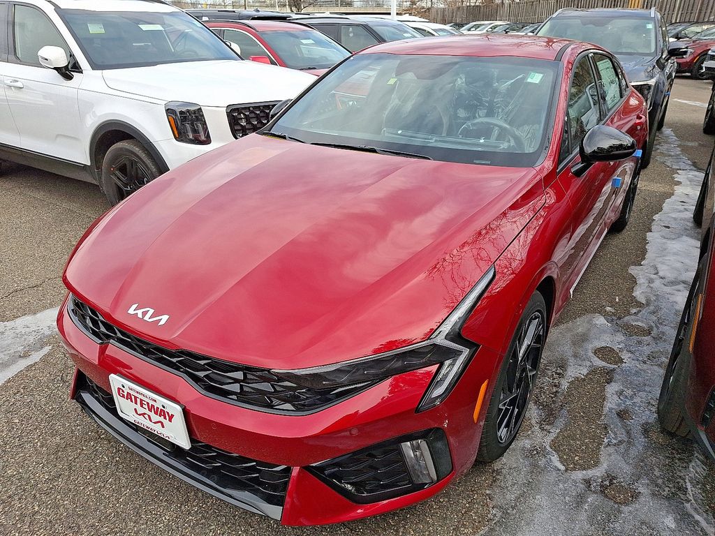 2025 Kia K5 GT-Line - Photo 2