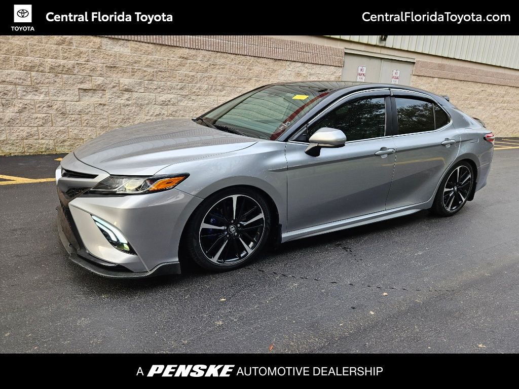 2020 Toyota Camry SE -
                Orlando, FL