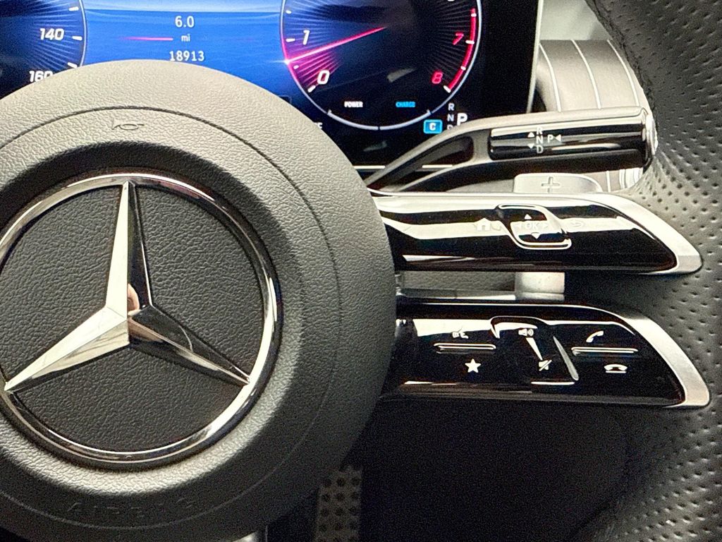 Thumbnail: 2023 Mercedes-Benz GLC - 12