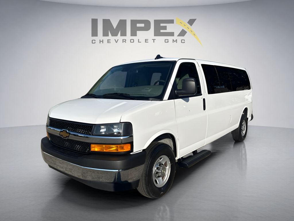 Summit White 2025 Chevrolet Express Van Rear-Wheel Drive 8-Speed Automatic Overdrive
