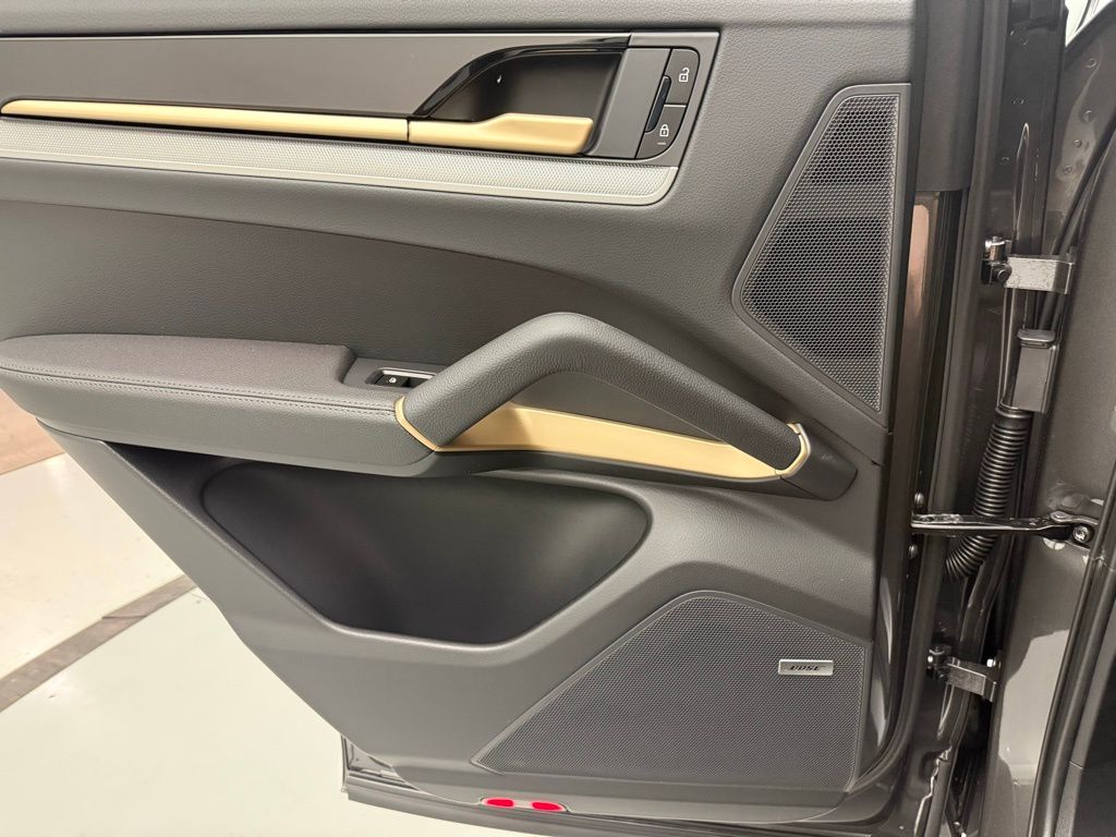 Thumbnail: 2026 Porsche  - 29