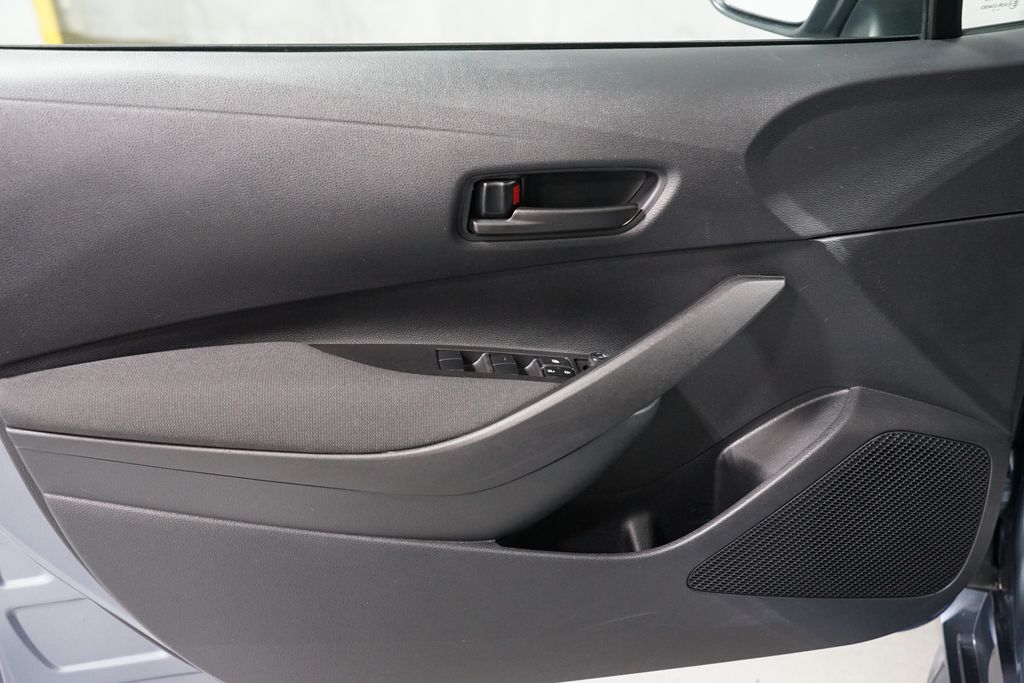 Thumbnail: 2025 Toyota Corolla - 24