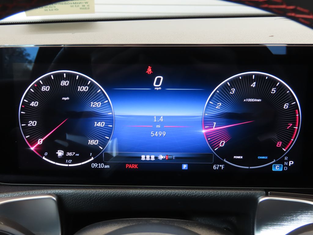 2024 Mercedes-Benz GLB 250 32