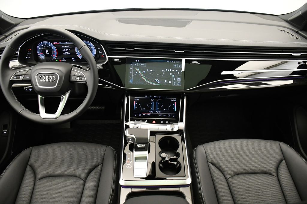 Thumbnail: 2025 Audi Q7 - 20