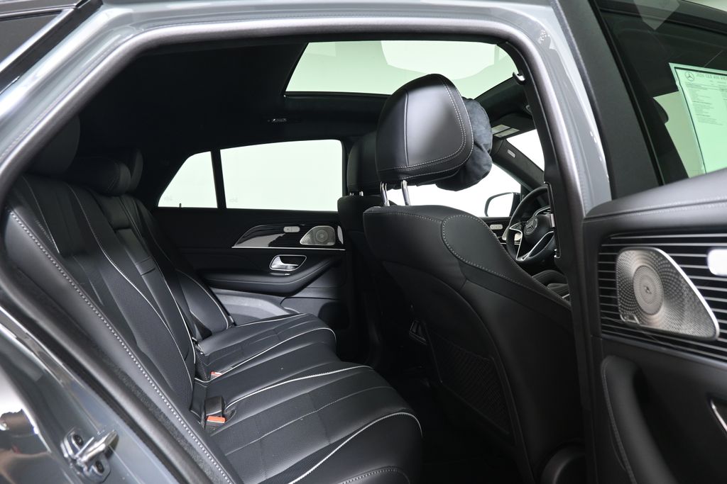 Thumbnail: 2026 Mercedes-Benz GLE - 20