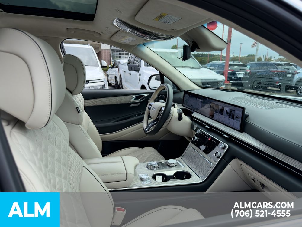 Used 2025 Silver Genesis 3.5T Prestige image 31