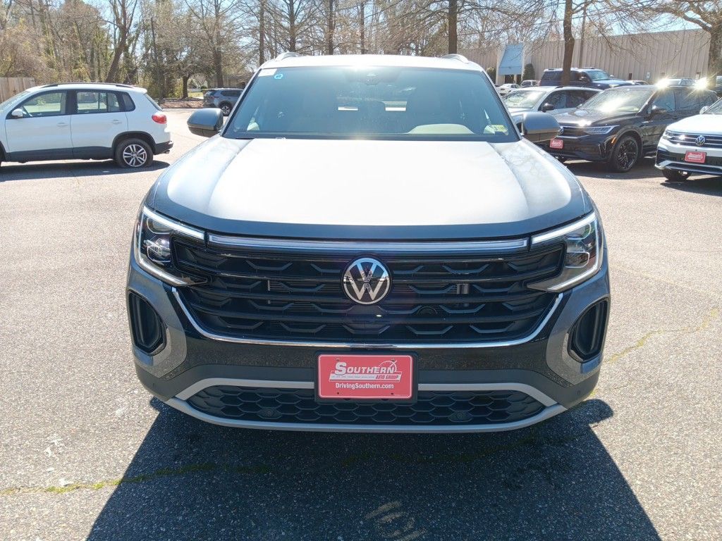 2024 Volkswagen Atlas Cross Sport 2.0T SE w/Technology 8