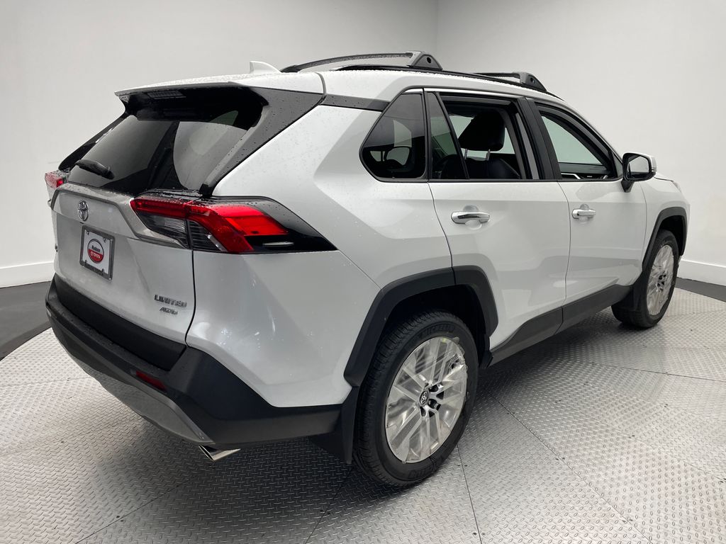 Thumbnail: 2025 Toyota RAV4 - 5