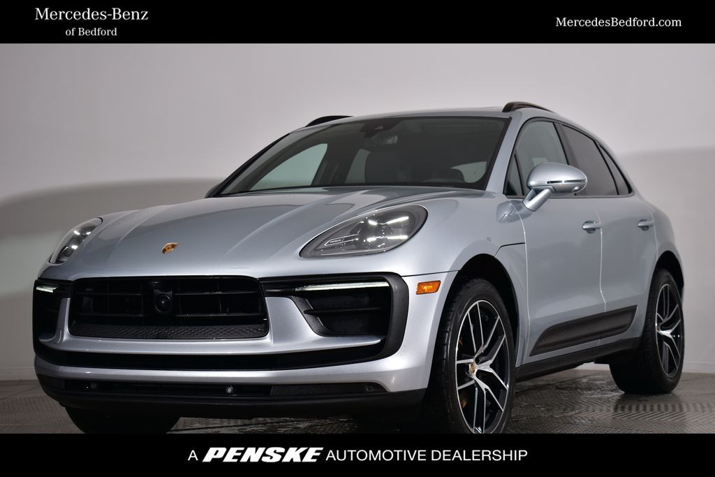 2022 Porsche Macan Base -
                Bedford, OH