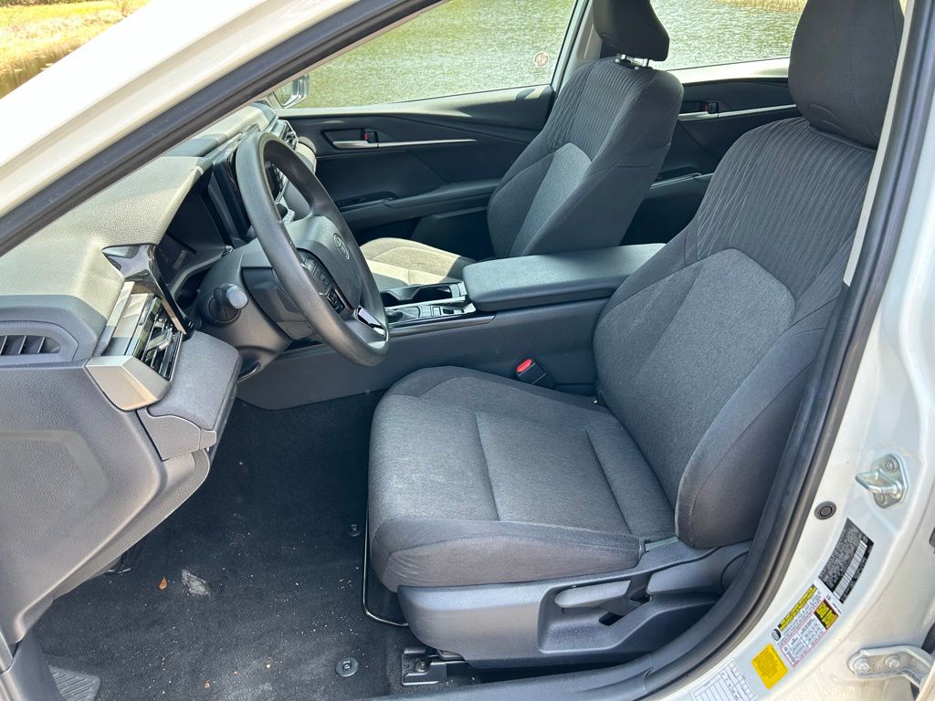 Thumbnail: 2025 Toyota Camry - 14