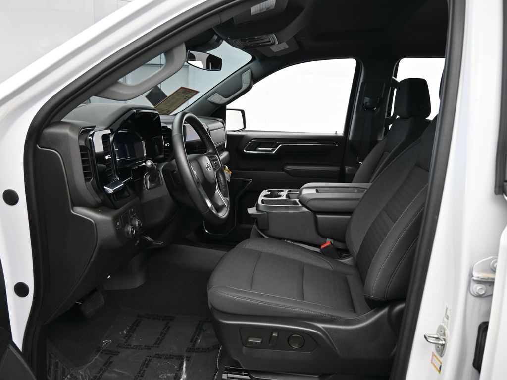 Used 2023 Summit White Chevrolet RST image 11