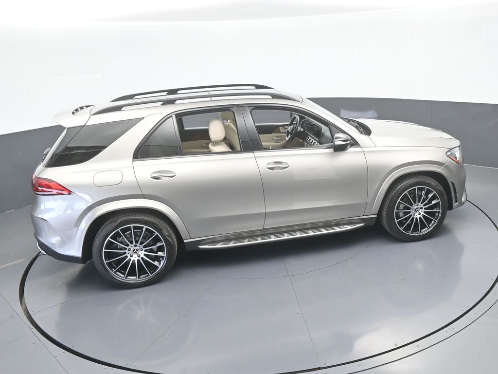 Used 2022 Gold Mercedes-Benz GLE 350 image 55