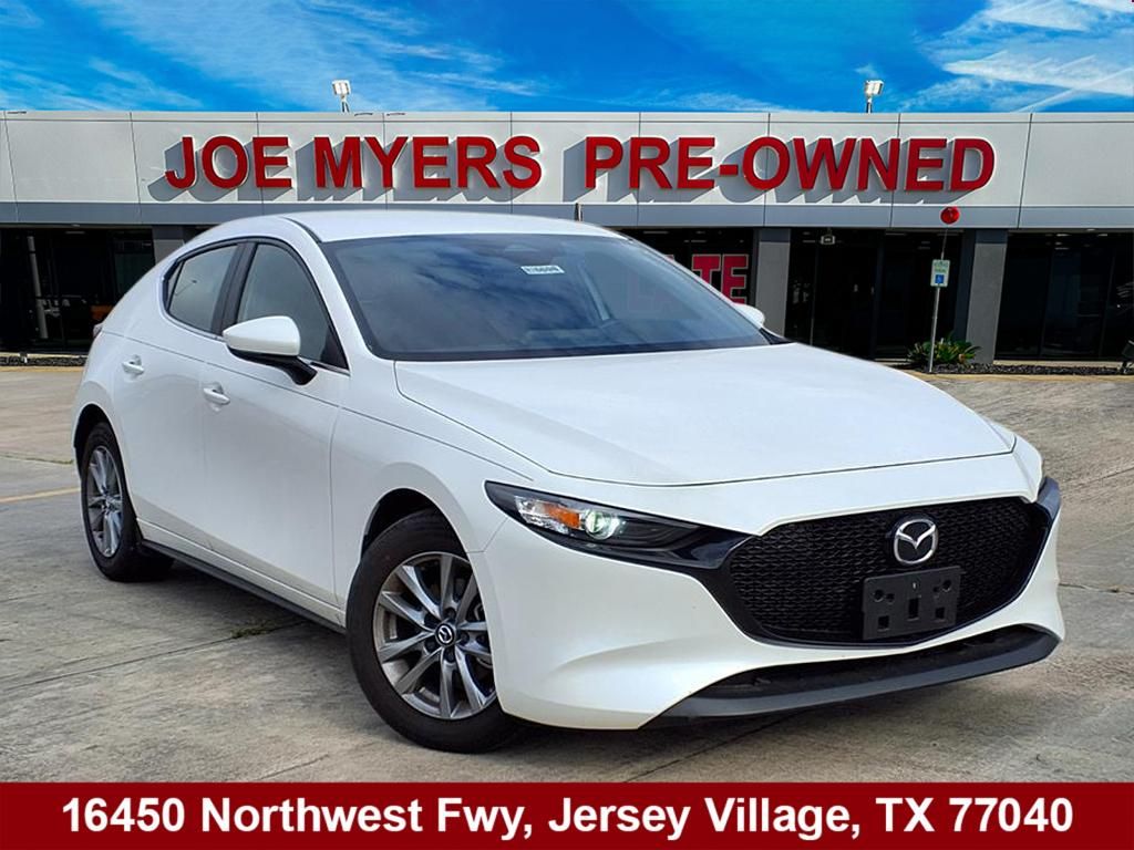 2025 Mazda Mazda3 2.5 S White at Parkway Family Mazda