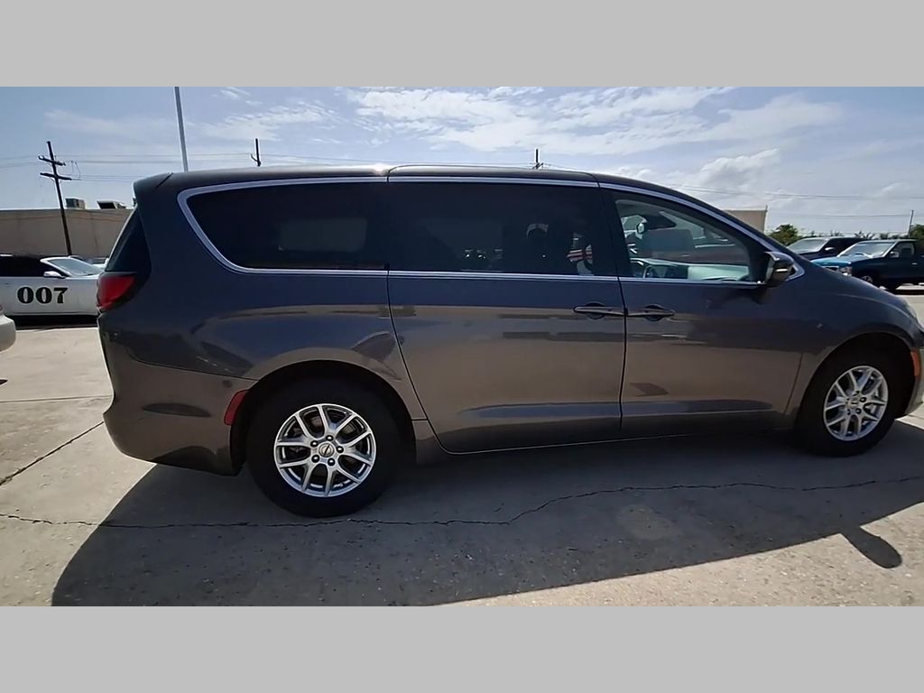 Certified Used 2023 Gray Chrysler Touring L image 39