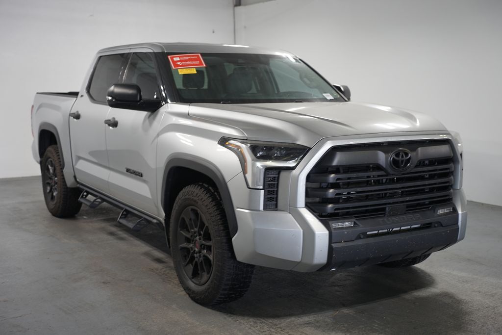 Thumbnail: 2022 Toyota Tundra - 3