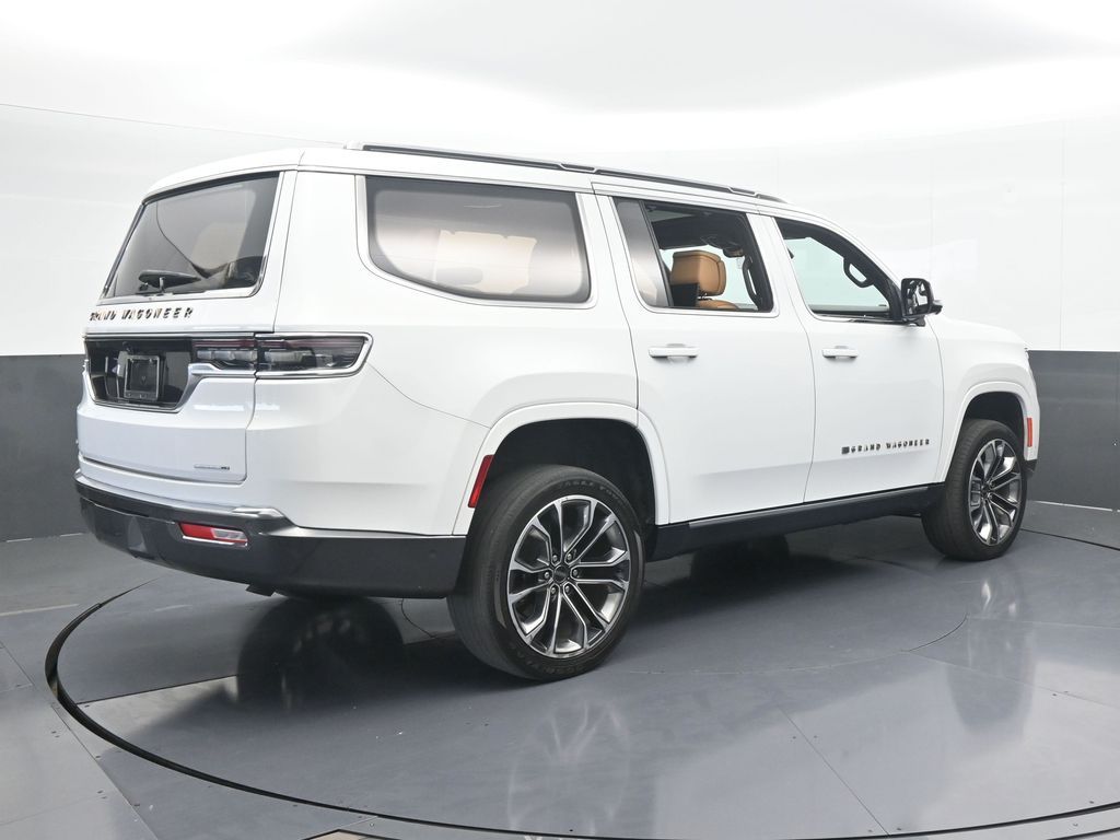 Used 2022 Bright White Clearcoat Jeep Series III image 6