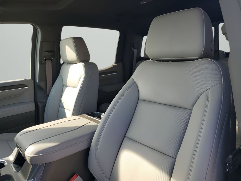 New 2026 White GMC SLT image 27