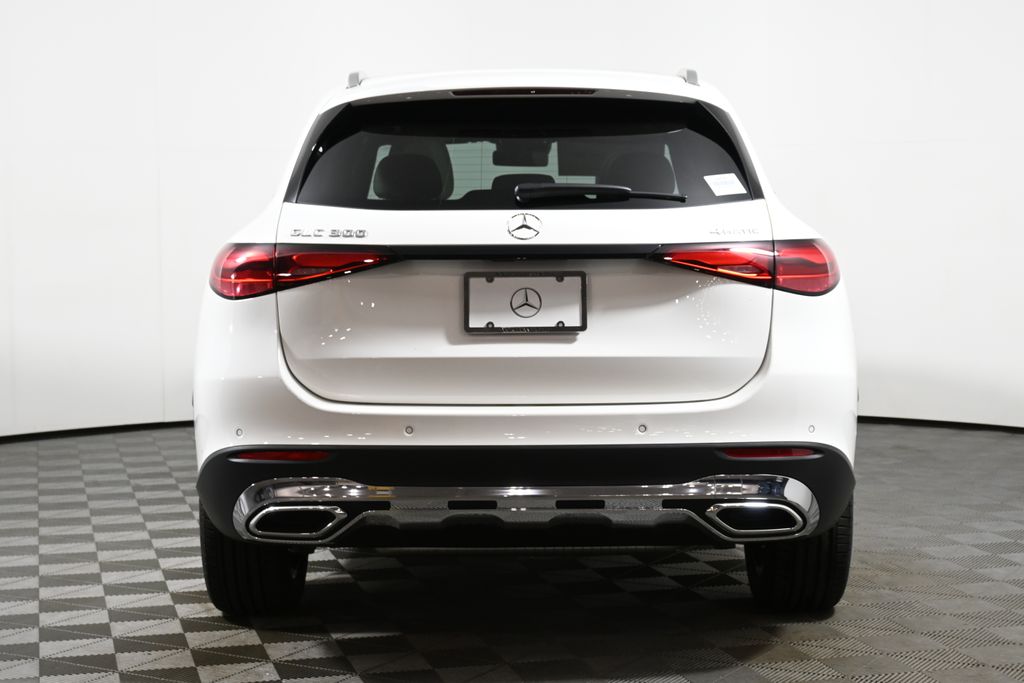 2025 Mercedes-Benz GLC 300 6
