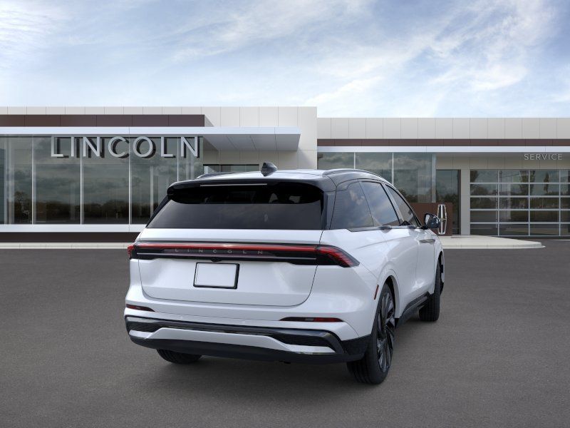 New 2026 White Platinum Metallic Tri-Coat Lincoln Reserve image 8