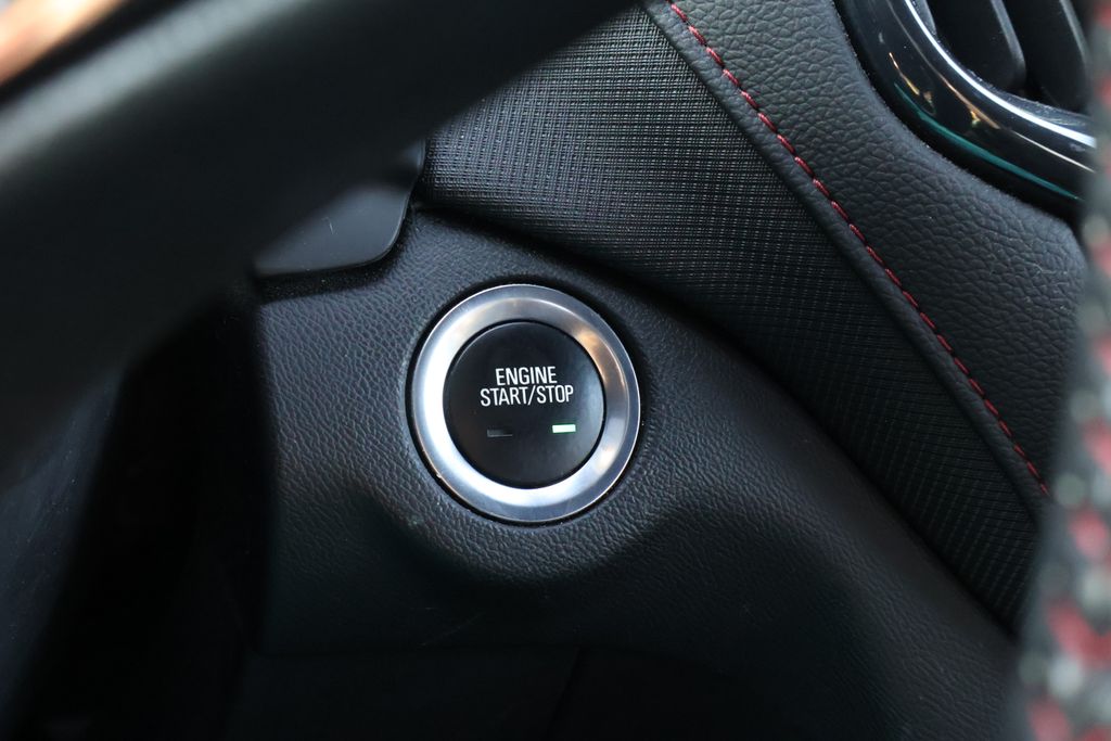 Thumbnail: 2022 Chevrolet Equinox - 31