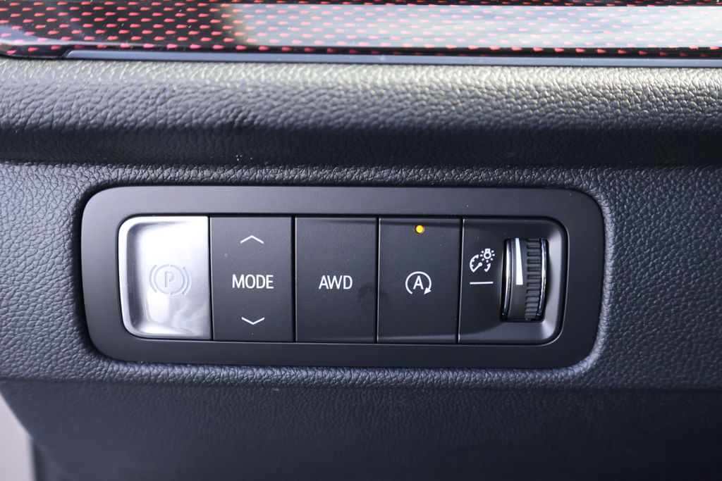 Thumbnail: 2026 Chevrolet Traverse - 19