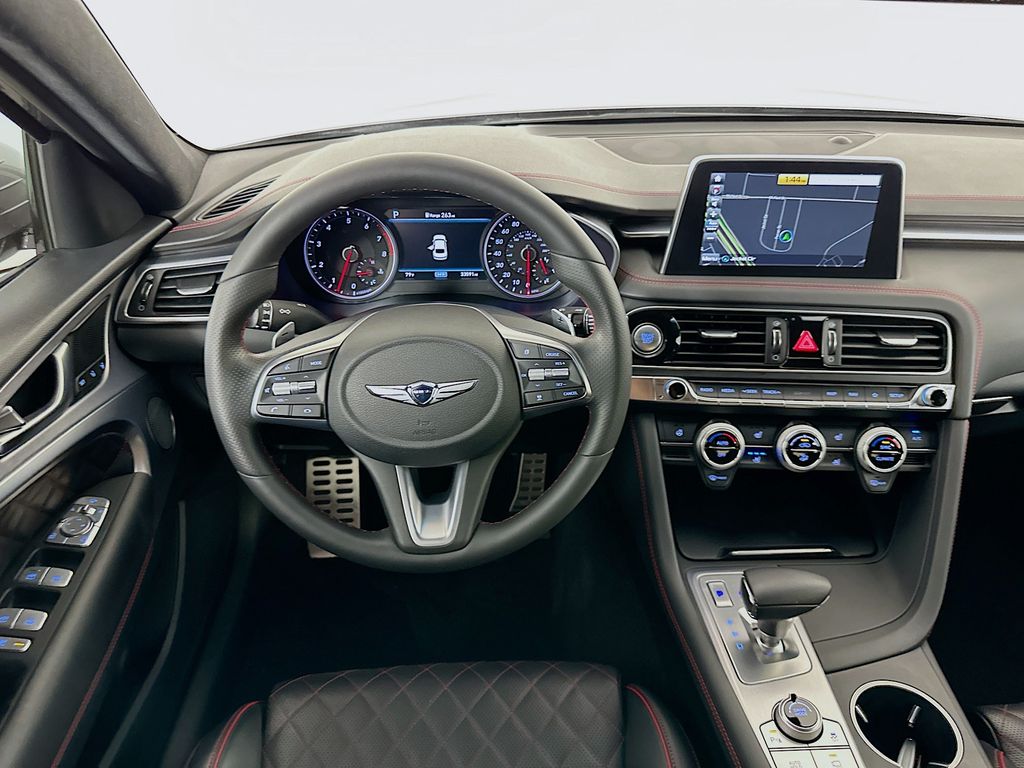 Thumbnail: 2020 Genesis G70 - 23