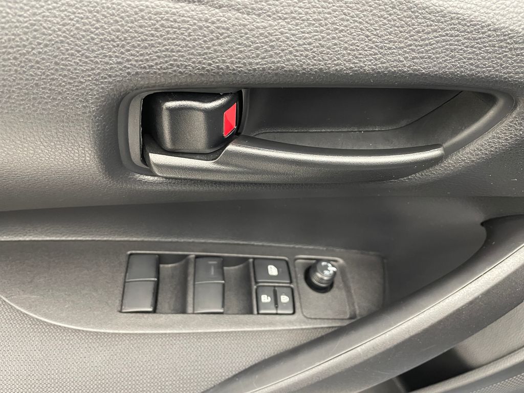 Thumbnail: 2025 Toyota Corolla - 10