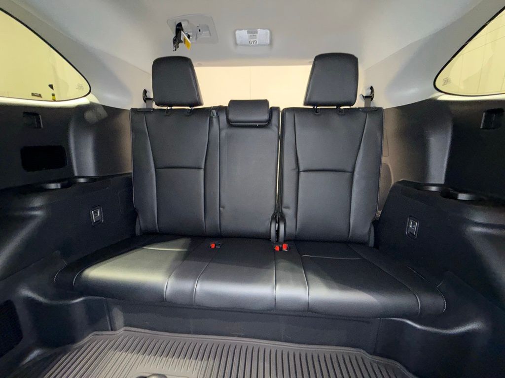 Thumbnail: 2025 Toyota Highlander - 23