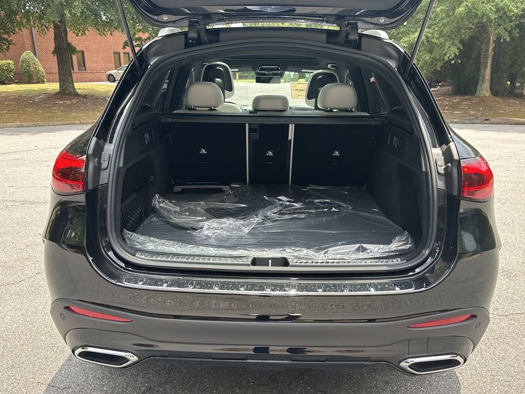 2024 Mercedes-Benz GLC GLC 300 19