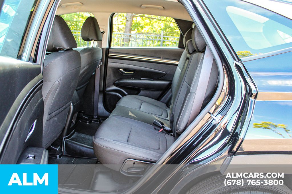 2023 Hyundai Tucson SE photo 17